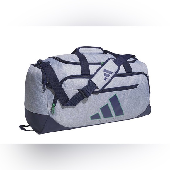 Adidas Defender V Medium Duffel Bag- NWT - Picture 1 of 4
